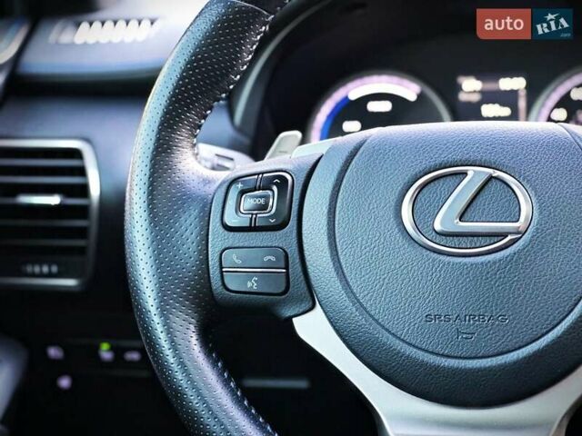 Лексус НХ 2020 у Києві на Automoto.ua Чорний Лексус НХ, об'ємом двигуна 2.49 л та пробігом 54 тис. км за 39900 $, фото 38 на Automoto.ua