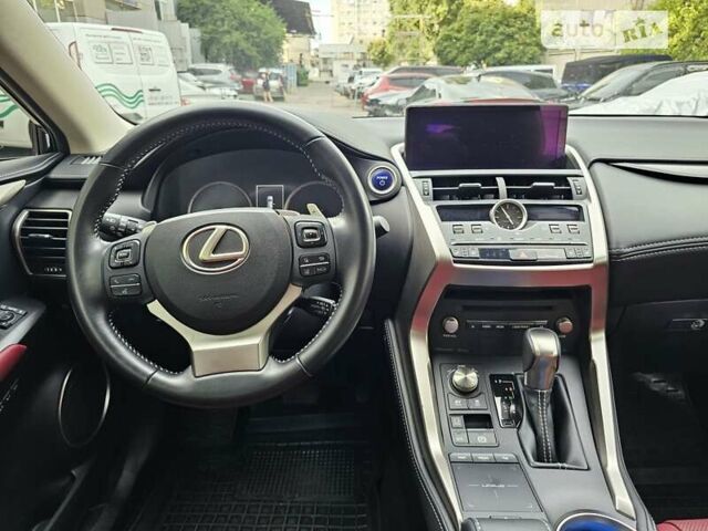 Черный Лексус НХ, объемом двигателя 2.49 л и пробегом 27 тыс. км за 34000 $, фото 23 на Automoto.ua