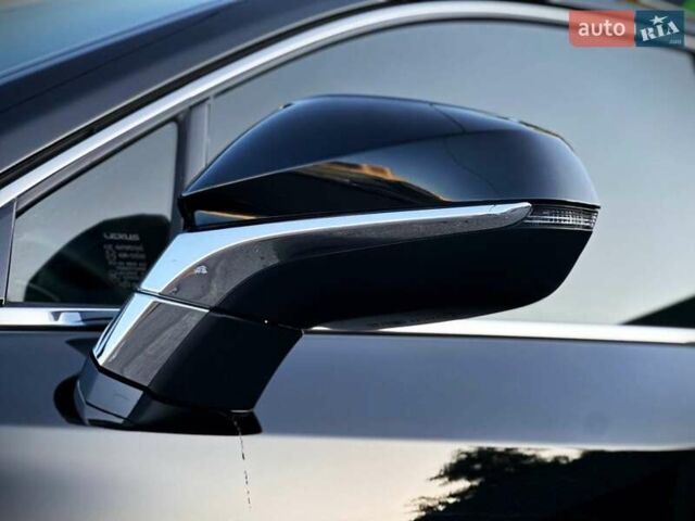 Лексус НХ 2020 у Києві на Automoto.ua Чорний Лексус НХ, об'ємом двигуна 2.49 л та пробігом 54 тис. км за 39900 $, фото 10 на Automoto.ua