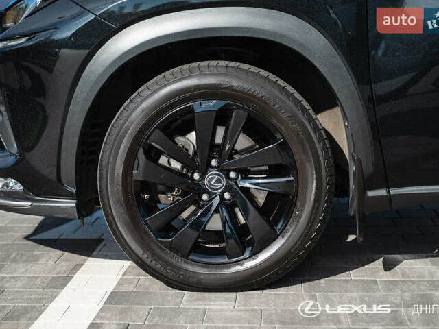 Лексус НХ 2020 у Дніпро (Дніпропетровську) на Automoto.ua Чорний Лексус НХ, об'ємом двигуна 1.99 л та пробігом 99 тис. км за 31200 $, фото 10 на Automoto.ua