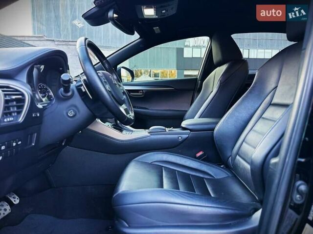 Чорний Лексус НХ, об'ємом двигуна 2.49 л та пробігом 54 тис. км за 39900 $, фото 24 на Automoto.ua