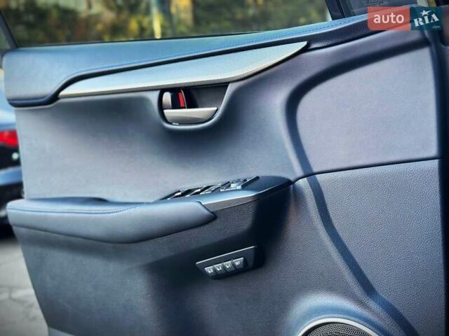 Чорний Лексус НХ, об'ємом двигуна 2.49 л та пробігом 54 тис. км за 39900 $, фото 22 на Automoto.ua