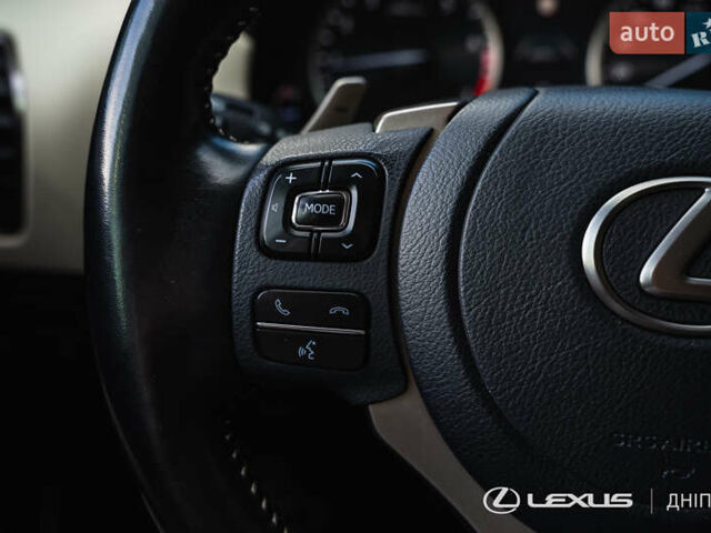 Лексус НХ 2020 у Дніпро (Дніпропетровську) на Automoto.ua Чорний Лексус НХ, об'ємом двигуна 1.99 л та пробігом 99 тис. км за 31200 $, фото 21 на Automoto.ua