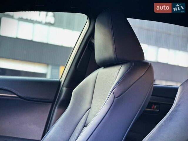 Чорний Лексус НХ, об'ємом двигуна 2.49 л та пробігом 54 тис. км за 39900 $, фото 23 на Automoto.ua