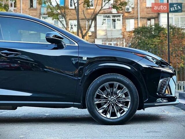Лексус НХ 2020 у Києві на Automoto.ua Чорний Лексус НХ, об'ємом двигуна 2.49 л та пробігом 54 тис. км за 39900 $, фото 18 на Automoto.ua