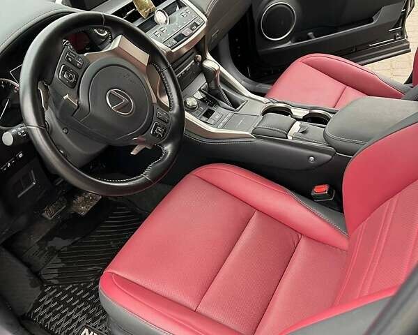 Черный Лексус НХ, объемом двигателя 2 л и пробегом 39 тыс. км за 32500 $, фото 13 на Automoto.ua
