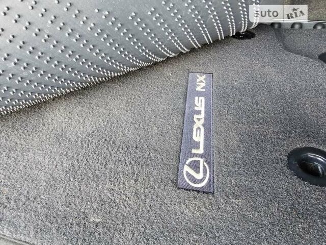 Черный Лексус НХ, объемом двигателя 2.49 л и пробегом 27 тыс. км за 34000 $, фото 47 на Automoto.ua