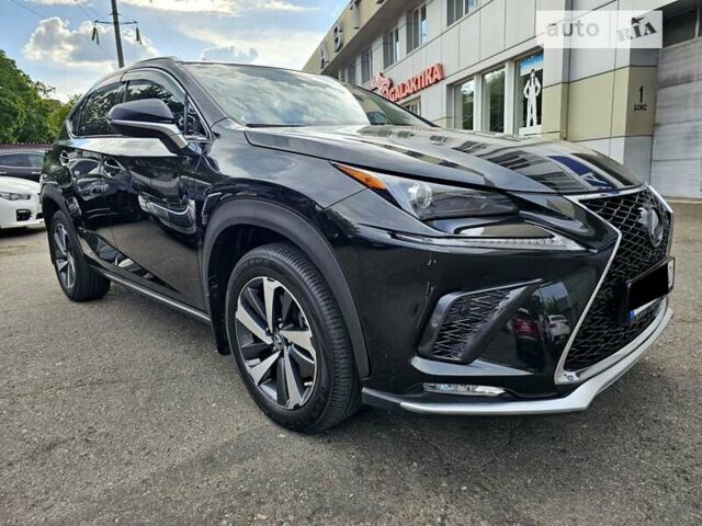 Черный Лексус НХ, объемом двигателя 2.49 л и пробегом 27 тыс. км за 34000 $, фото 4 на Automoto.ua