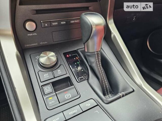 Черный Лексус НХ, объемом двигателя 2.49 л и пробегом 27 тыс. км за 34000 $, фото 37 на Automoto.ua