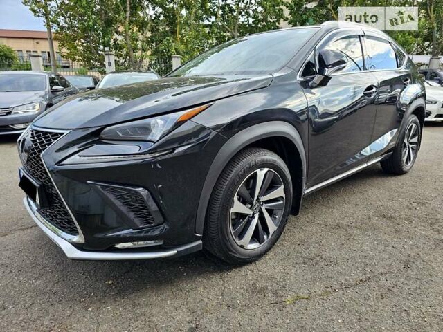 Черный Лексус НХ, объемом двигателя 2.49 л и пробегом 27 тыс. км за 34000 $, фото 1 на Automoto.ua