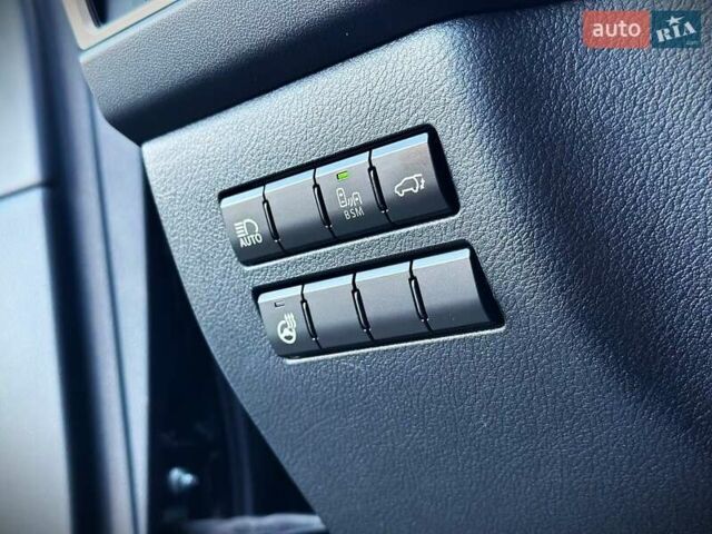 Чорний Лексус НХ, об'ємом двигуна 2.49 л та пробігом 54 тис. км за 39900 $, фото 27 на Automoto.ua