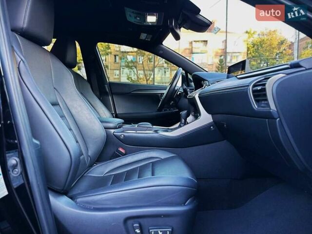 Чорний Лексус НХ, об'ємом двигуна 2.49 л та пробігом 54 тис. км за 39900 $, фото 25 на Automoto.ua