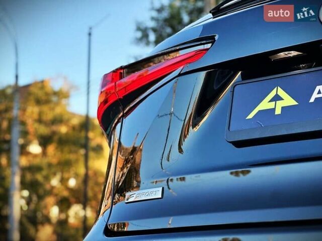 Лексус НХ 2020 у Києві на Automoto.ua Чорний Лексус НХ, об'ємом двигуна 2.49 л та пробігом 54 тис. км за 39900 $, фото 20 на Automoto.ua