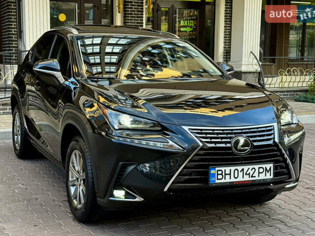Черный Лексус НХ, объемом двигателя 2 л и пробегом 36 тыс. км за 31500 $, фото 27 на Automoto.ua