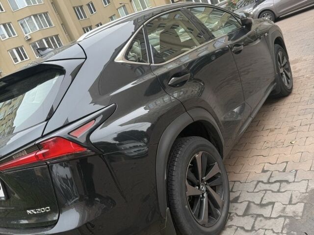 Чорний Лексус НХ, об'ємом двигуна 2 л та пробігом 53 тис. км за 40000 $, фото 5 на Automoto.ua