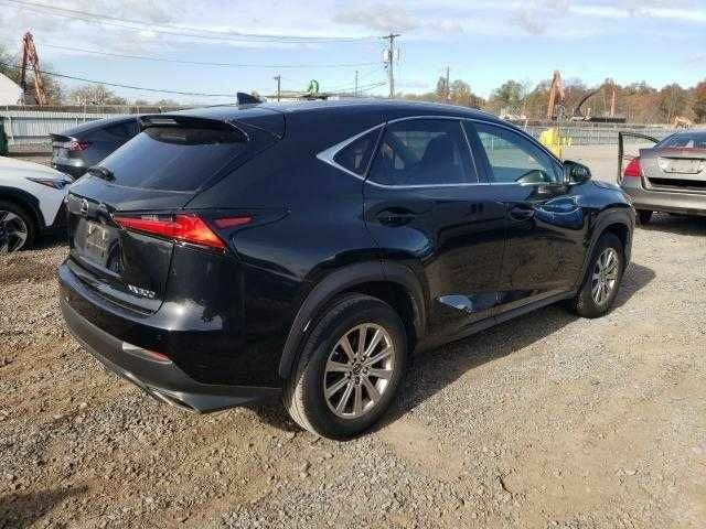 Черный Лексус НХ, объемом двигателя 2 л и пробегом 28 тыс. км за 11500 $, фото 3 на Automoto.ua