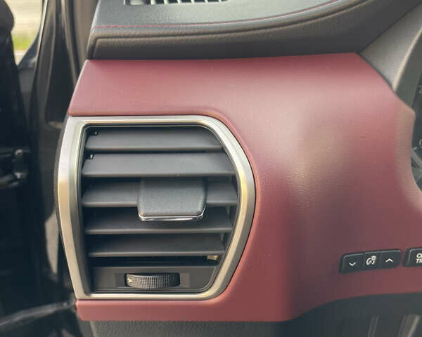 Черный Лексус НХ, объемом двигателя 1.99 л и пробегом 101 тыс. км за 33800 $, фото 40 на Automoto.ua