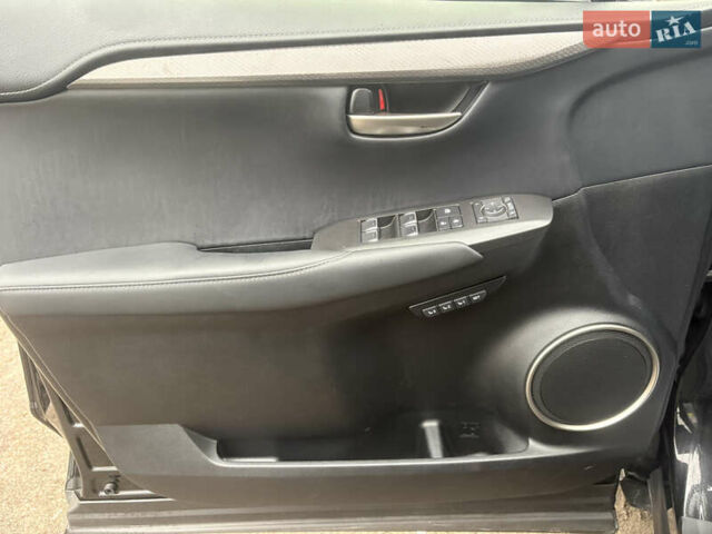 Черный Лексус НХ, объемом двигателя 2.49 л и пробегом 83 тыс. км за 38600 $, фото 11 на Automoto.ua