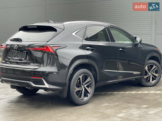 Черный Лексус НХ, объемом двигателя 1.99 л и пробегом 101 тыс. км за 33800 $, фото 30 на Automoto.ua