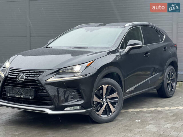 Черный Лексус НХ, объемом двигателя 1.99 л и пробегом 101 тыс. км за 33800 $, фото 5 на Automoto.ua