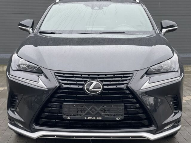 Черный Лексус НХ, объемом двигателя 2 л и пробегом 92 тыс. км за 33800 $, фото 1 на Automoto.ua