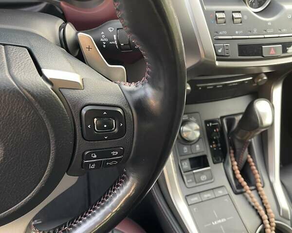 Черный Лексус НХ, объемом двигателя 2 л и пробегом 98 тыс. км за 36800 $, фото 30 на Automoto.ua