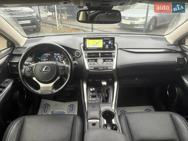 Черный Лексус НХ, объемом двигателя 2.49 л и пробегом 83 тыс. км за 38600 $, фото 14 на Automoto.ua