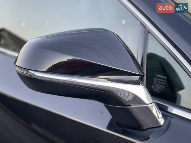 Черный Лексус НХ, объемом двигателя 1.99 л и пробегом 101 тыс. км за 33800 $, фото 24 на Automoto.ua