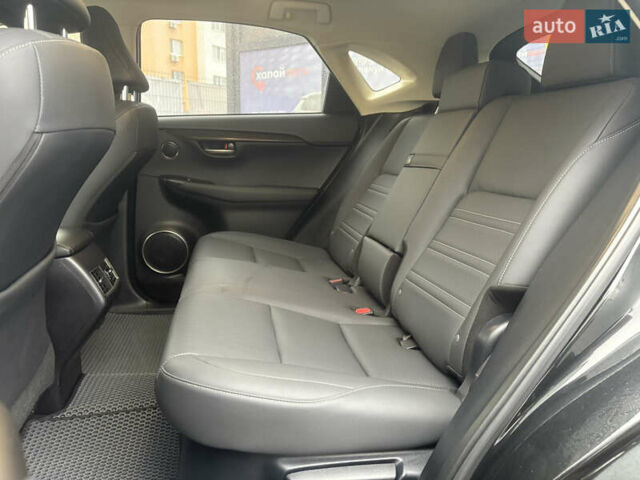 Черный Лексус НХ, объемом двигателя 2.49 л и пробегом 83 тыс. км за 38600 $, фото 16 на Automoto.ua