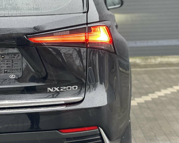 Черный Лексус НХ, объемом двигателя 1.99 л и пробегом 101 тыс. км за 33800 $, фото 29 на Automoto.ua