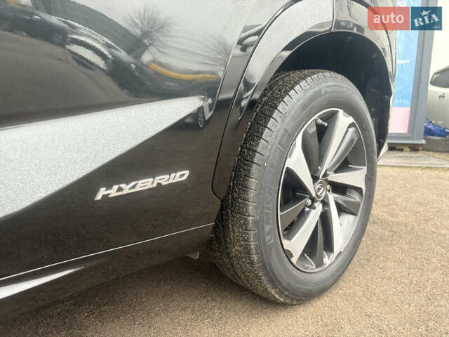 Черный Лексус НХ, объемом двигателя 2.49 л и пробегом 83 тыс. км за 38600 $, фото 8 на Automoto.ua