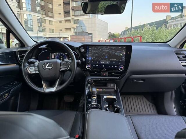 Черный Лексус НХ, объемом двигателя 2.49 л и пробегом 61 тыс. км за 46900 $, фото 15 на Automoto.ua