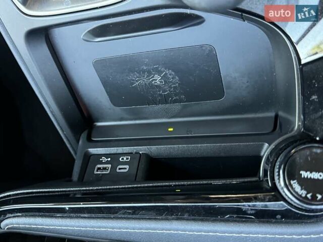 Черный Лексус НХ, объемом двигателя 2.49 л и пробегом 28 тыс. км за 47999 $, фото 23 на Automoto.ua