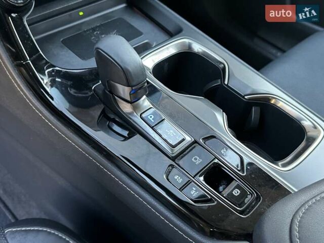 Черный Лексус НХ, объемом двигателя 2.49 л и пробегом 28 тыс. км за 47999 $, фото 22 на Automoto.ua