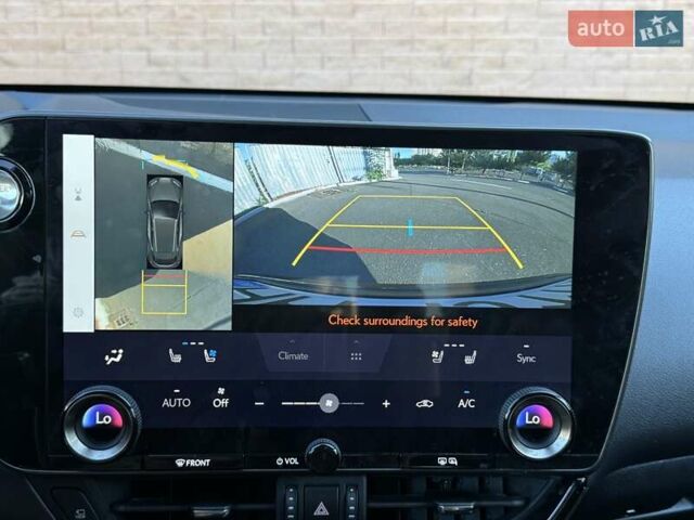 Черный Лексус НХ, объемом двигателя 2.49 л и пробегом 28 тыс. км за 47999 $, фото 29 на Automoto.ua