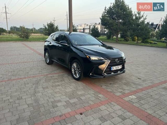 Чорний Лексус НХ, об'ємом двигуна 2.49 л та пробігом 46 тис. км за 59999 $, фото 4 на Automoto.ua