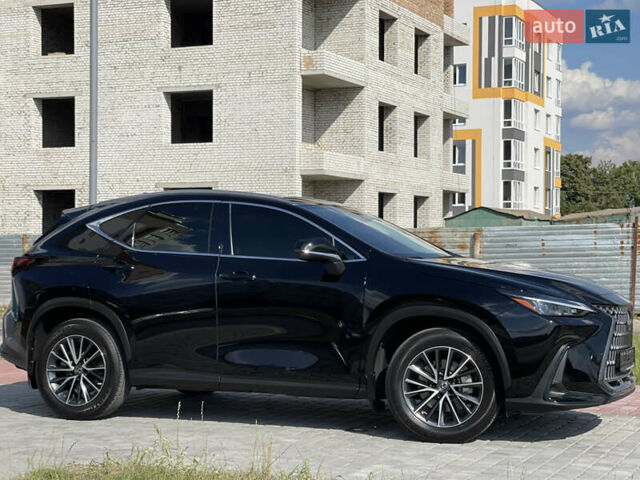 Чорний Лексус НХ, об'ємом двигуна 2.49 л та пробігом 30 тис. км за 48800 $, фото 10 на Automoto.ua