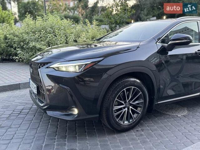 Чорний Лексус НХ, об'ємом двигуна 2.49 л та пробігом 61 тис. км за 47900 $, фото 10 на Automoto.ua