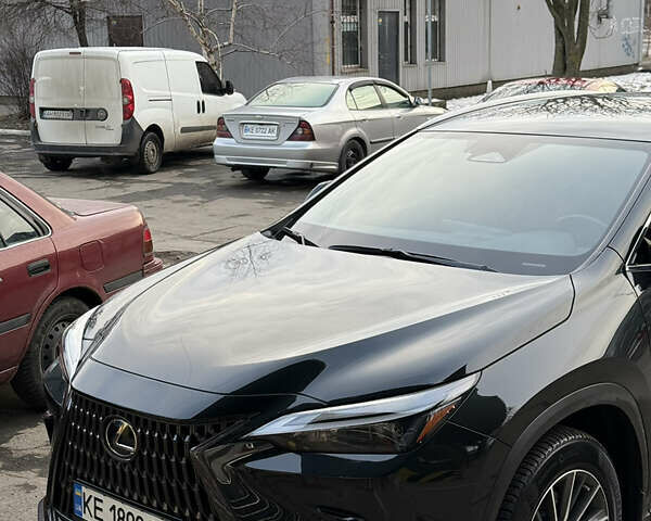 Черный Лексус НХ, объемом двигателя 2.49 л и пробегом 23 тыс. км за 48500 $, фото 6 на Automoto.ua