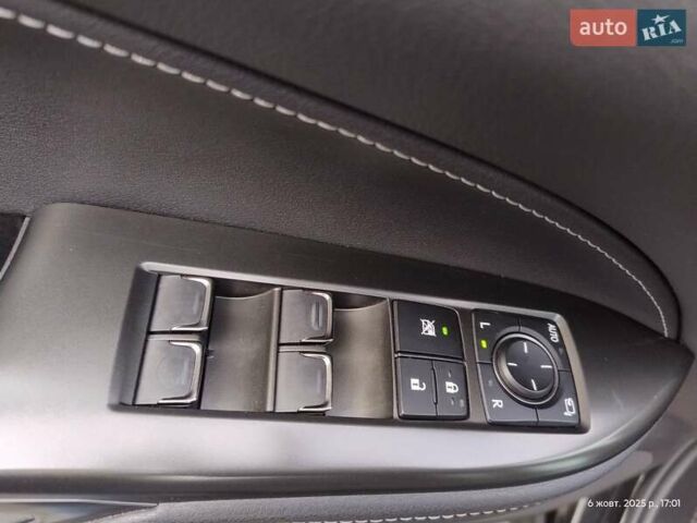 Чорний Лексус НХ, об'ємом двигуна 2.5 л та пробігом 31 тис. км за 37500 $, фото 22 на Automoto.ua