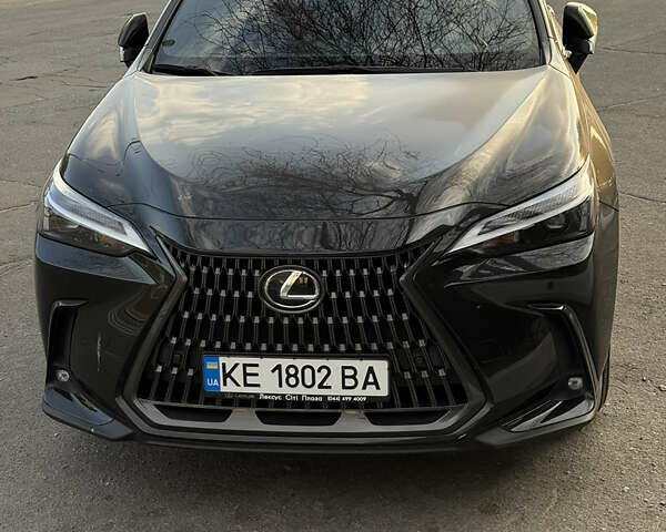 Черный Лексус НХ, объемом двигателя 2.49 л и пробегом 23 тыс. км за 48500 $, фото 3 на Automoto.ua