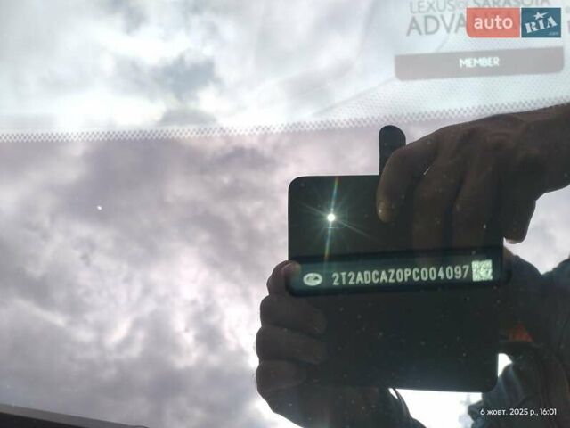 Чорний Лексус НХ, об'ємом двигуна 2.5 л та пробігом 31 тис. км за 37500 $, фото 28 на Automoto.ua