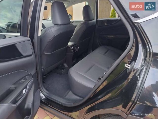 Чорний Лексус НХ, об'ємом двигуна 2.5 л та пробігом 31 тис. км за 37500 $, фото 15 на Automoto.ua