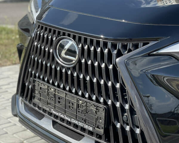 Чорний Лексус НХ, об'ємом двигуна 2.49 л та пробігом 30 тис. км за 48800 $, фото 7 на Automoto.ua