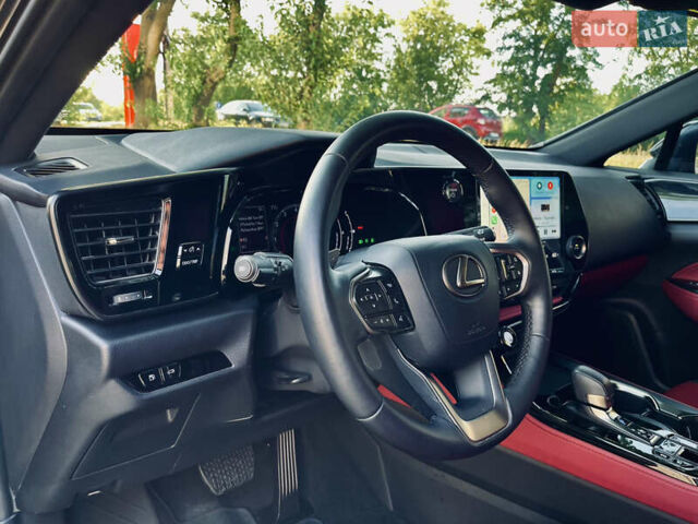 Черный Лексус НХ, объемом двигателя 2.49 л и пробегом 27 тыс. км за 41500 $, фото 26 на Automoto.ua
