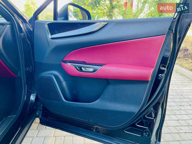 Черный Лексус НХ, объемом двигателя 2.49 л и пробегом 27 тыс. км за 41500 $, фото 19 на Automoto.ua