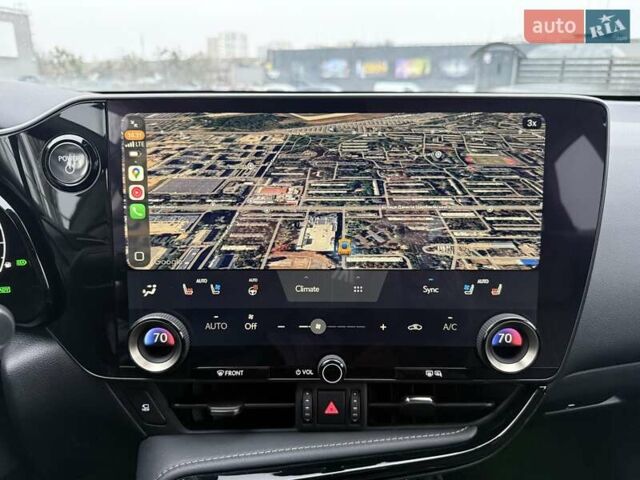 Чорний Лексус НХ, об'ємом двигуна 2.49 л та пробігом 2 тис. км за 51500 $, фото 24 на Automoto.ua