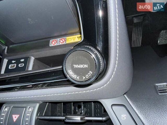 Чорний Лексус НХ, об'ємом двигуна 2.49 л та пробігом 2 тис. км за 51500 $, фото 25 на Automoto.ua