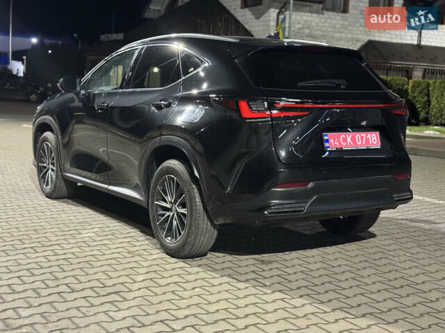 Черный Лексус НХ, объемом двигателя 2.39 л и пробегом 1 тыс. км за 47000 $, фото 3 на Automoto.ua