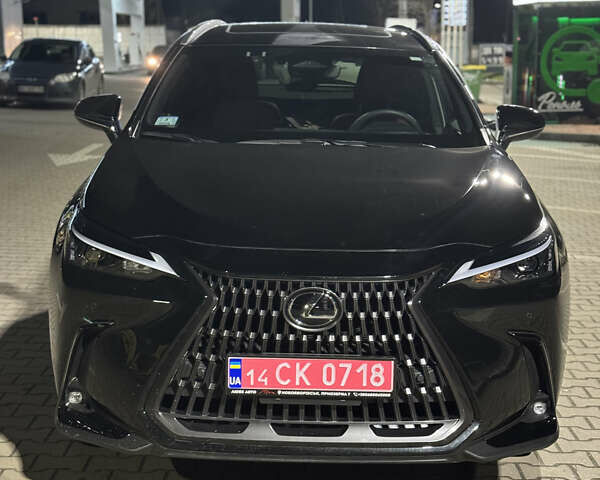 Черный Лексус НХ, объемом двигателя 2.39 л и пробегом 1 тыс. км за 47000 $, фото 1 на Automoto.ua